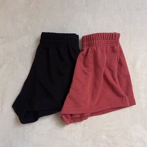 💌 (2) sweat shorts